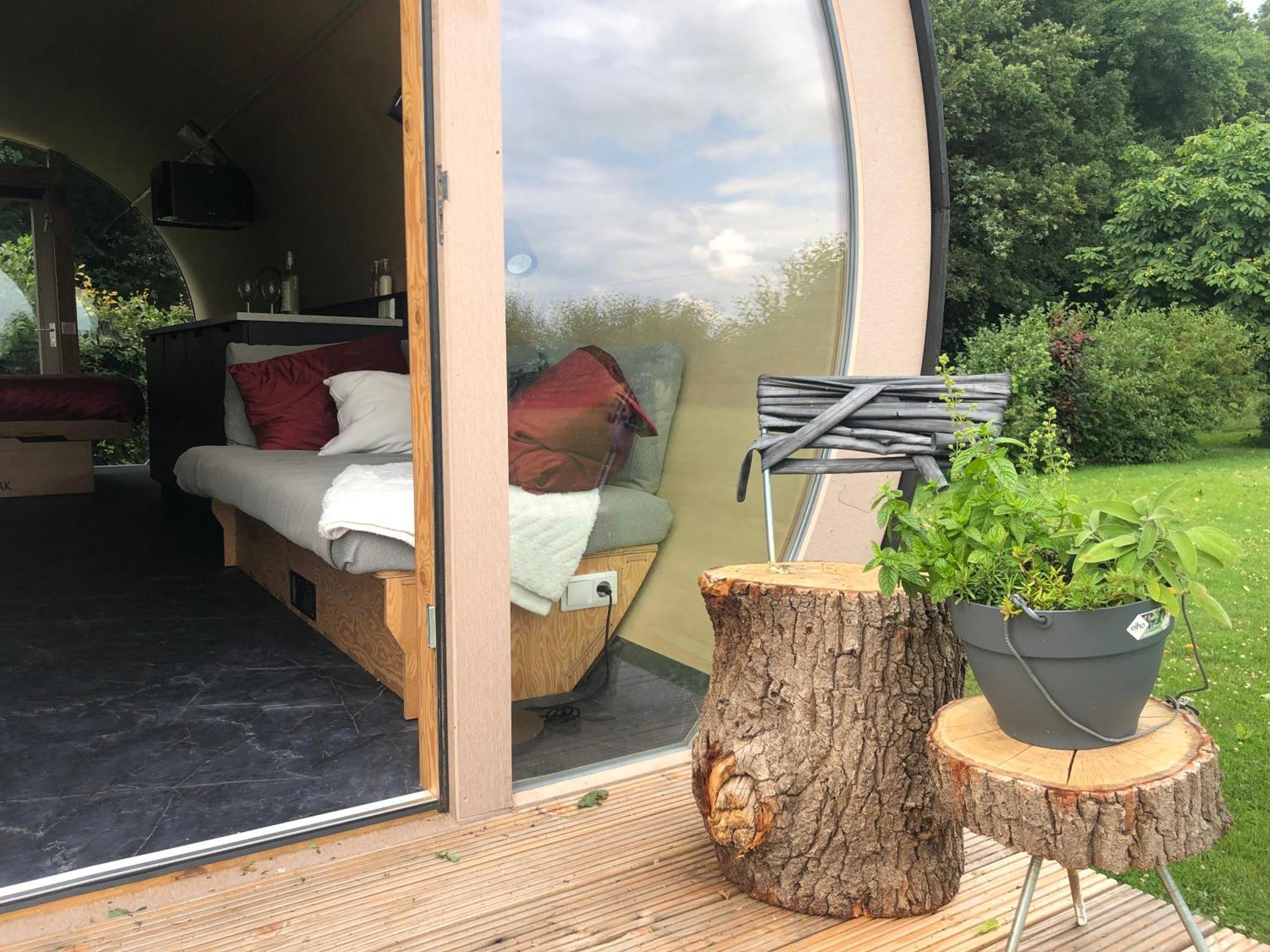 Eco-Lodge Locatie De Boergondier De Krim Eksteriør bilde